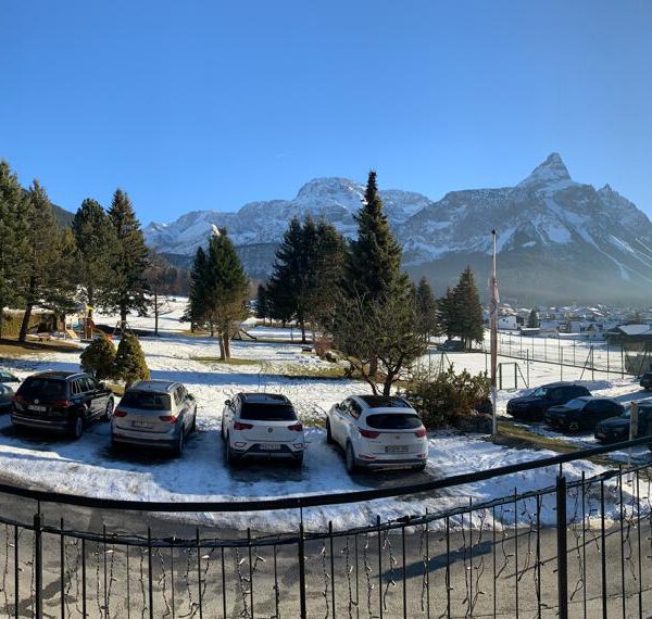 Foto mit Ausblick vom Alpenhof