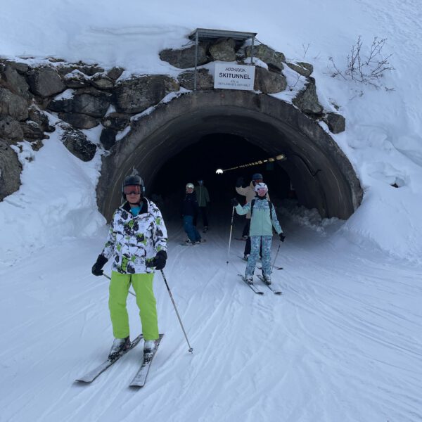 Skitunnel-Eginhard-Anja