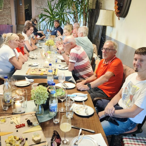 Bild von Teilnehmern des Sommerfestes